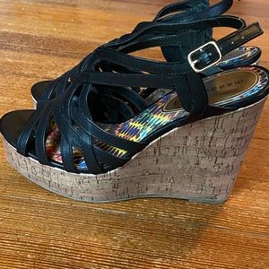 madden girl perryy wedge sneaker